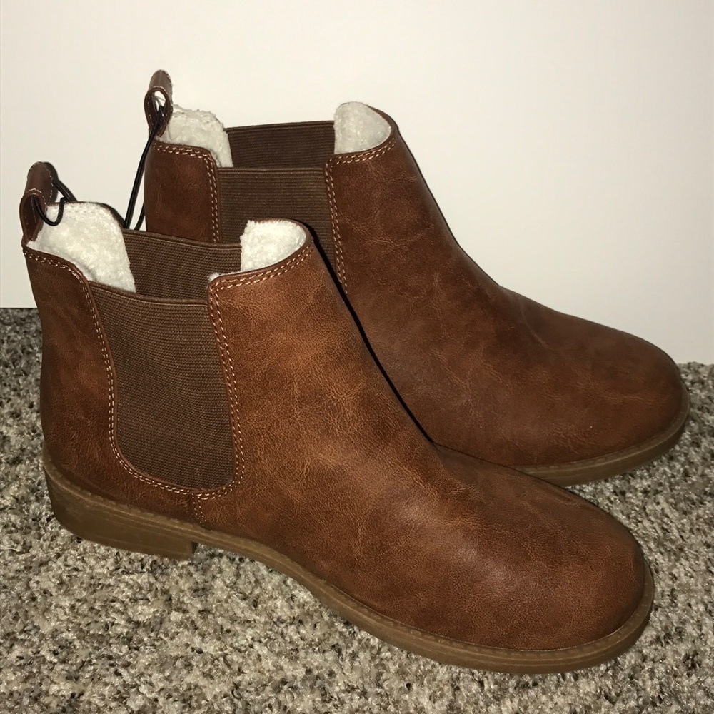 Leather ankle boots